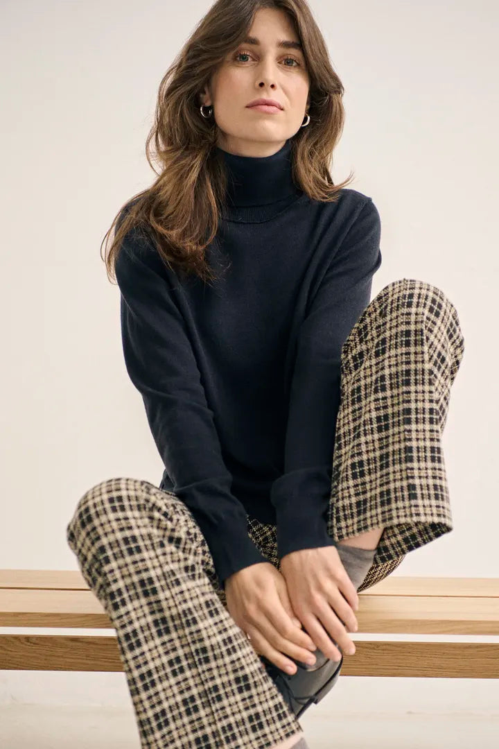 Ilisan Pant- DARK NAVY CHECK