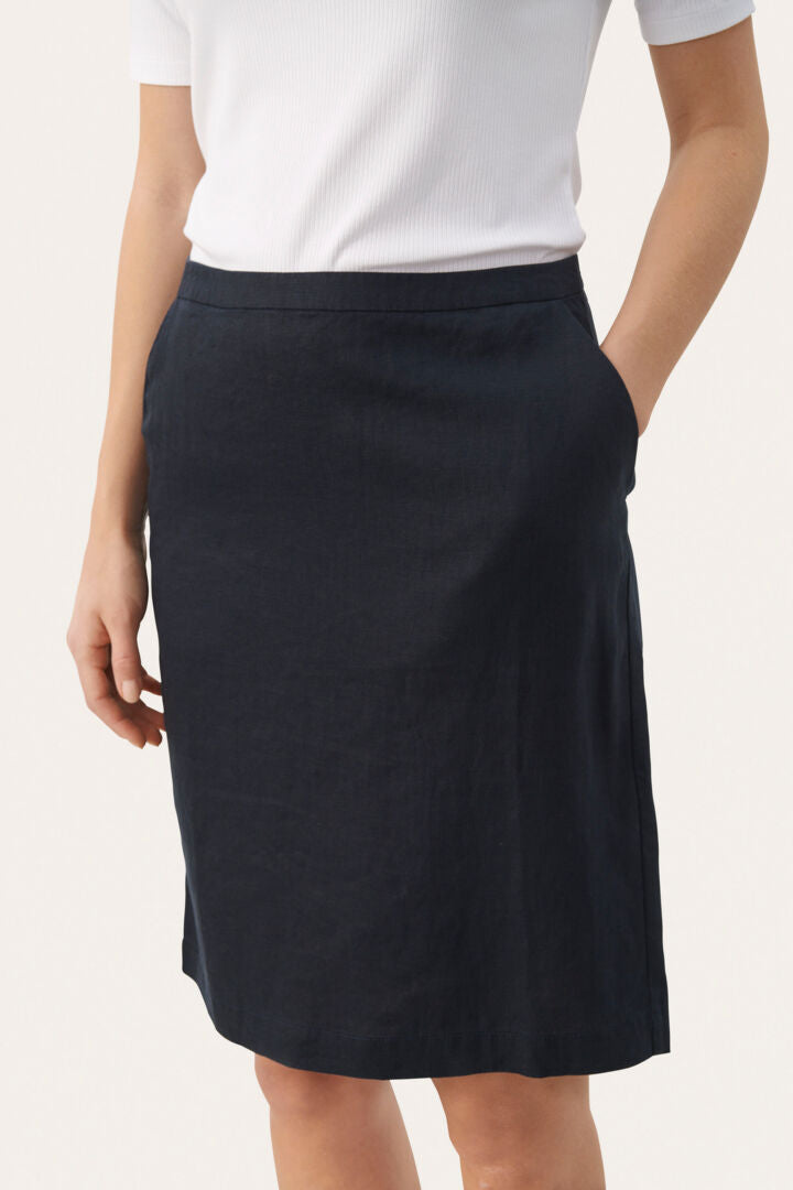 Elya Skirt