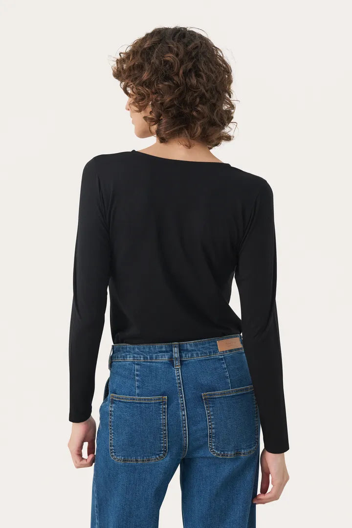 Nemaja Longsleeve- BLACK