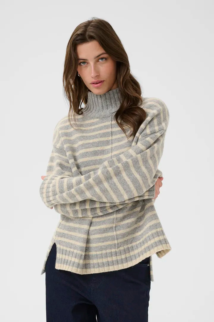 Lilye Sweater