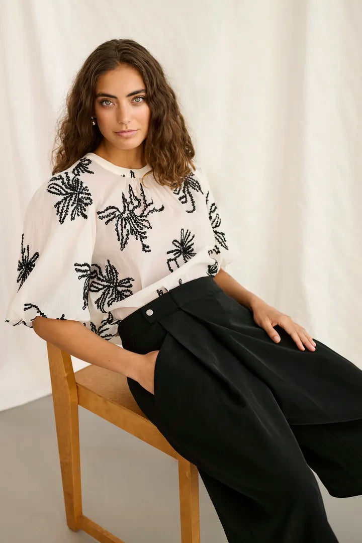 Ubisera Blouse