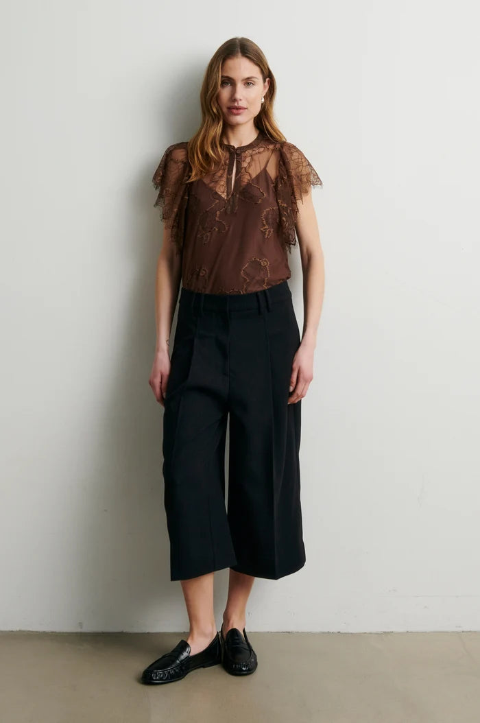 Wila Lace Blouse