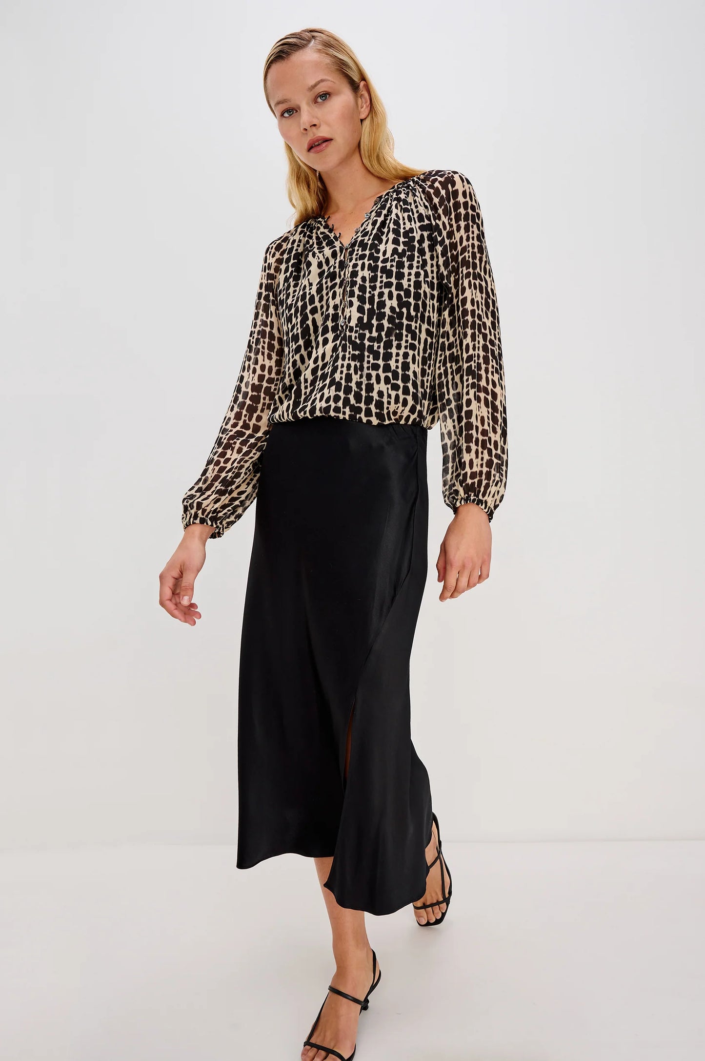 Indi Top- SPOTTED
