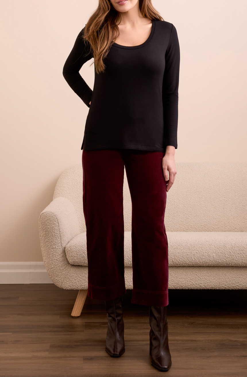 Katie Essential Tee
