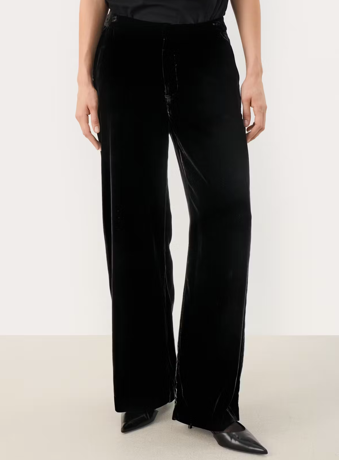 Ninnea Velvet Trouser