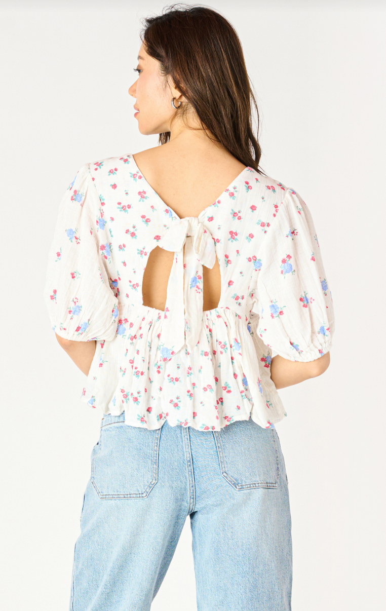 Rosebud Top