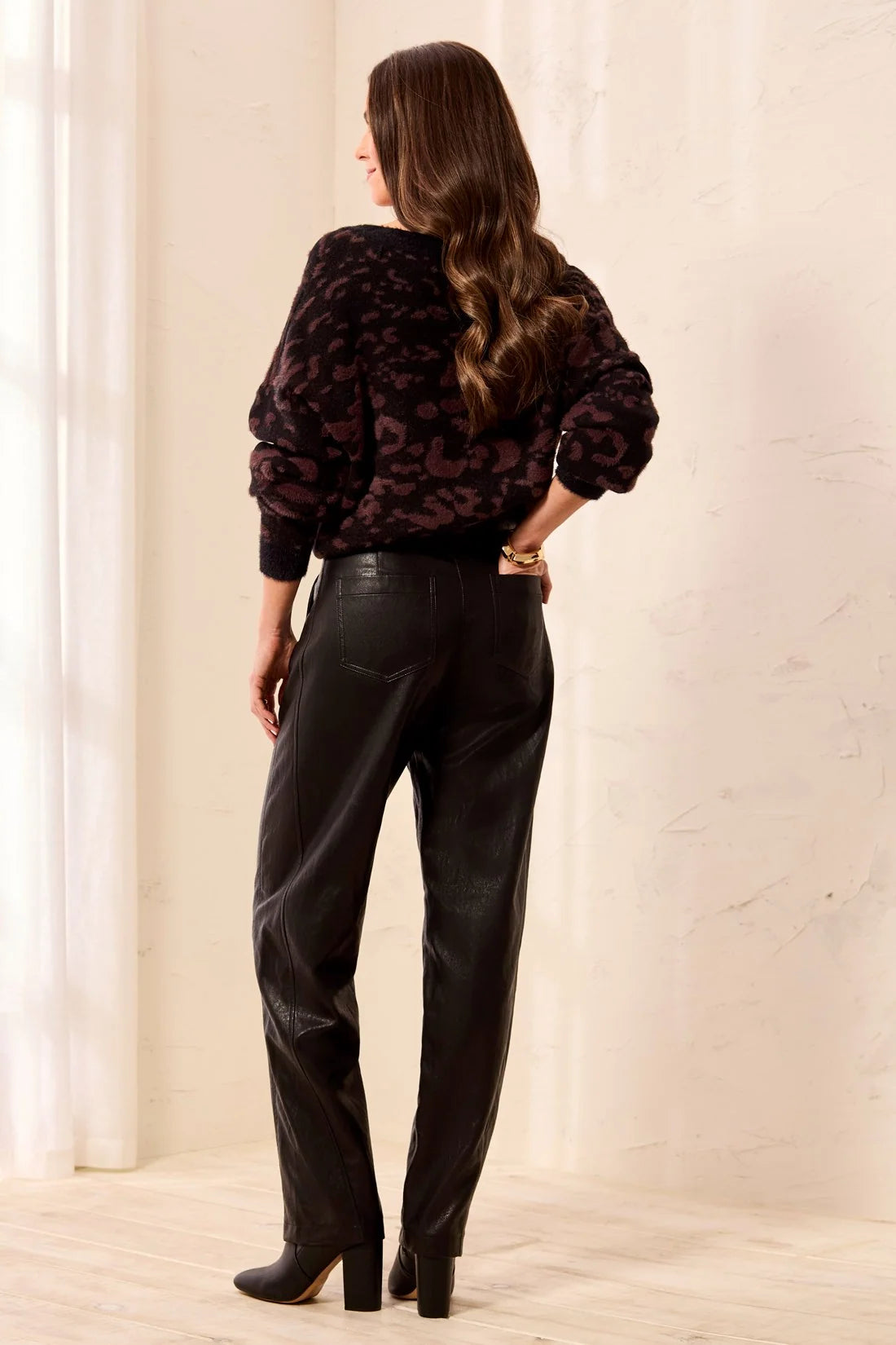 Toby Faux Leather Barrel Pant